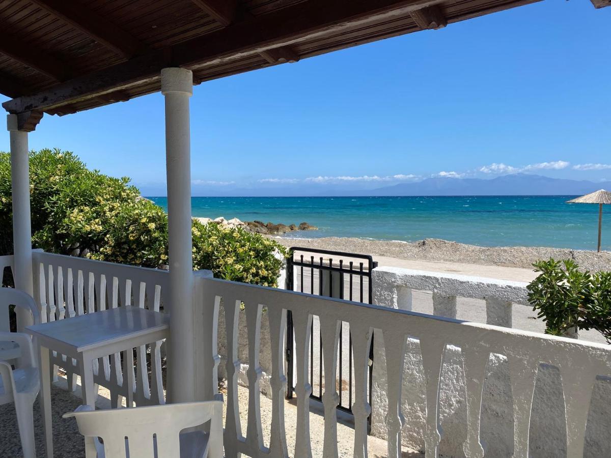 Alexia'S Beach House Káto Ássos エクステリア 写真